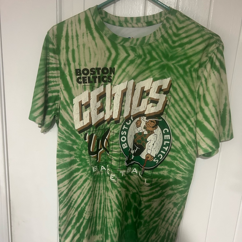 NBA Boston Celtics Green Tie-Dye Short Sleeve Tee